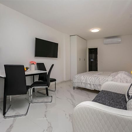 Apartment Ivano 杜基拉特 外观 照片