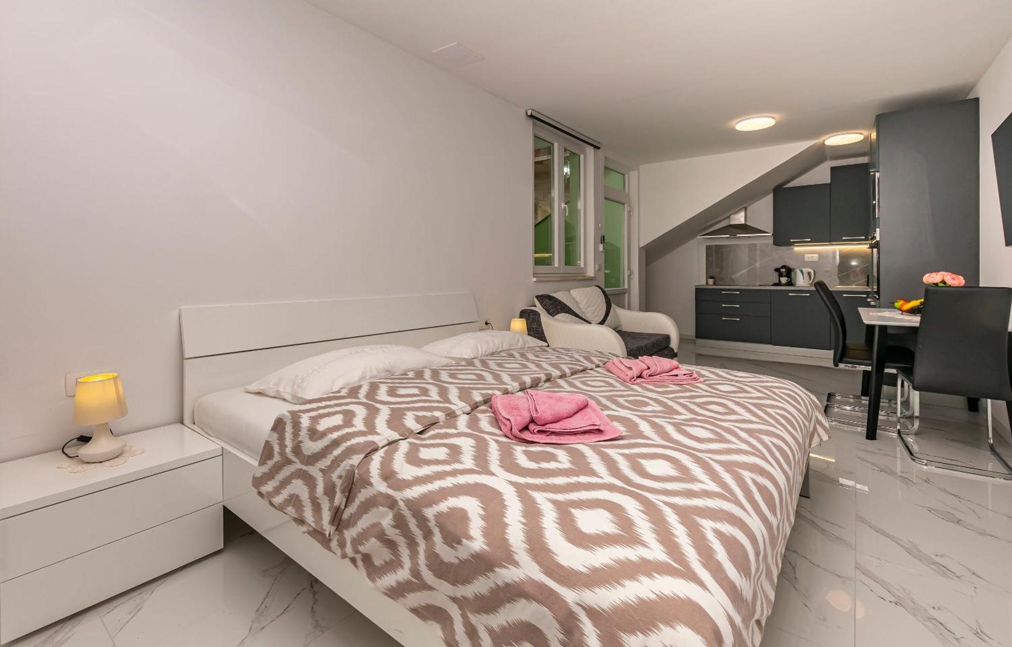 Apartment Ivano 杜基拉特 外观 照片