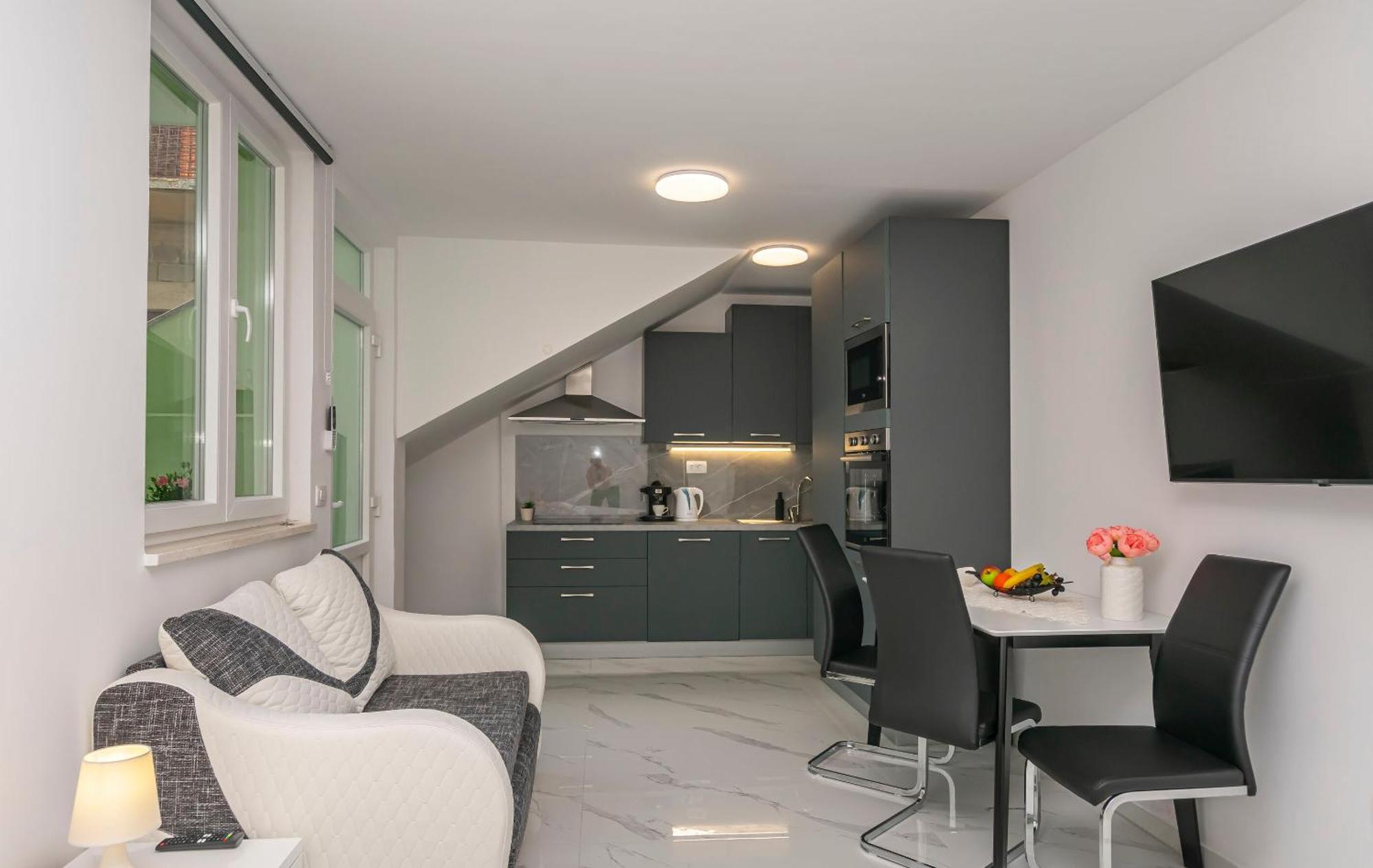 Apartment Ivano 杜基拉特 外观 照片